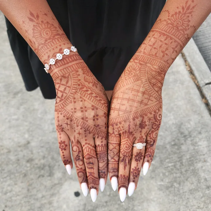 essentialhenna