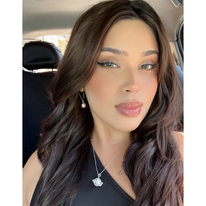 antonia_riveraa