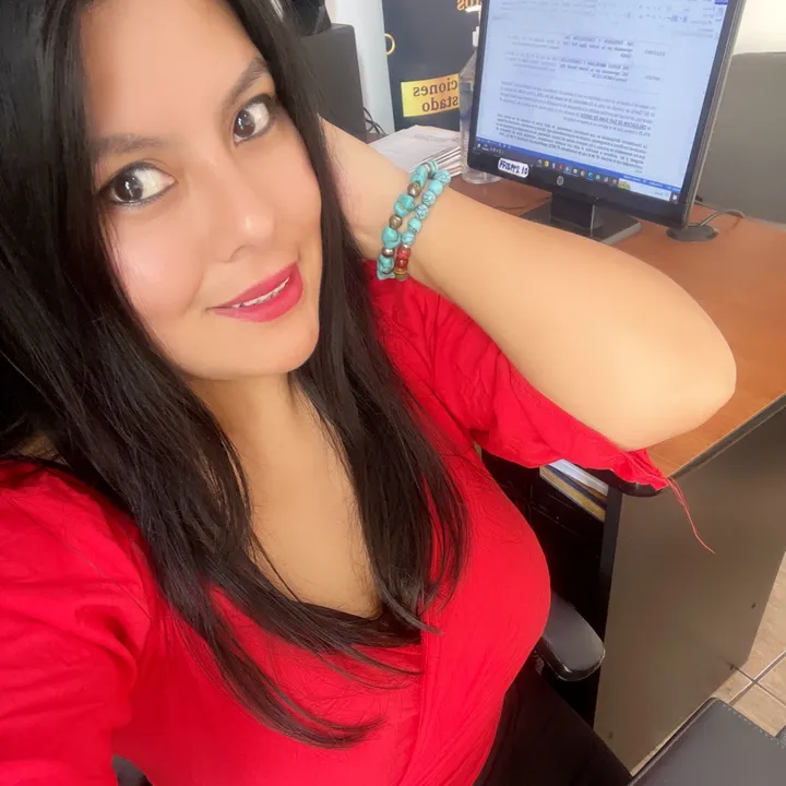 @leticiamonica2