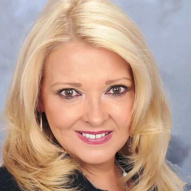 lindalyonsrealestate