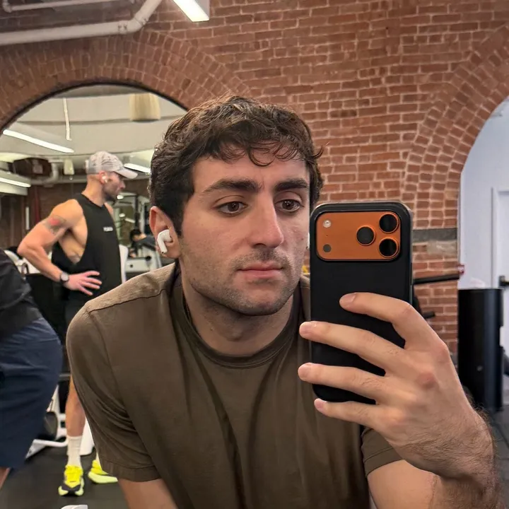 @thefomofeed