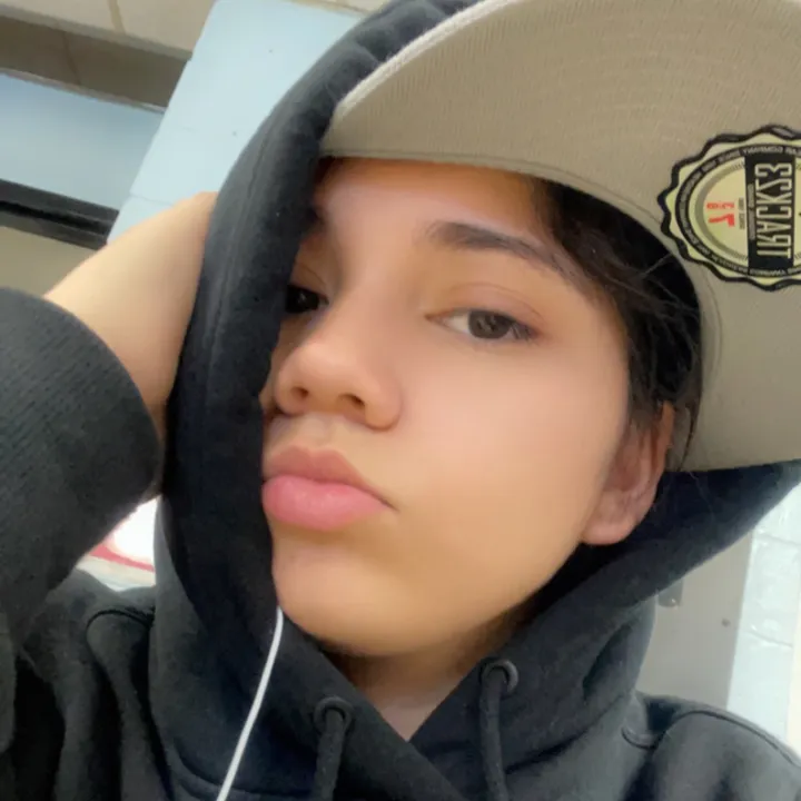 @valeskaestevez