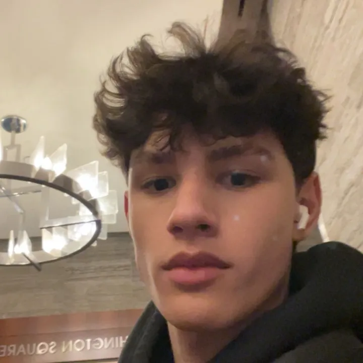 @niko.kuhn
