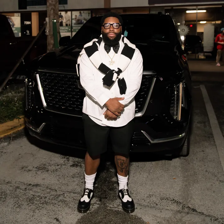 @mrcoolyobody305_