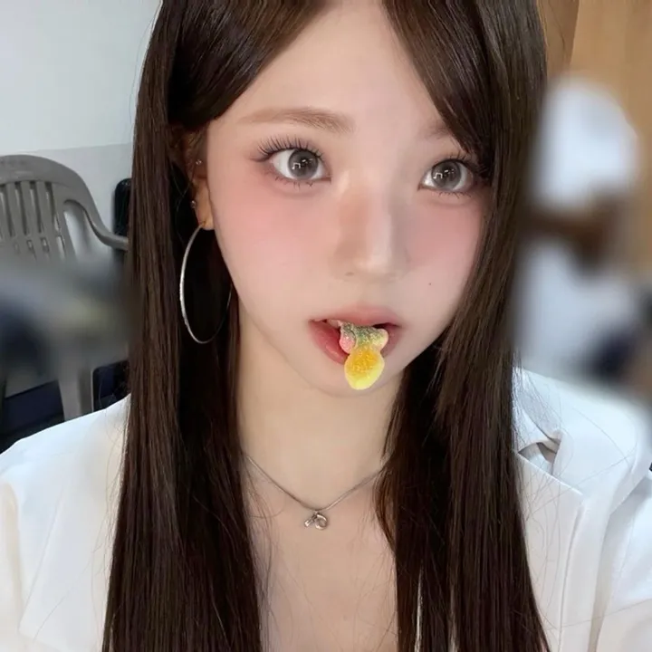 @yeonaire