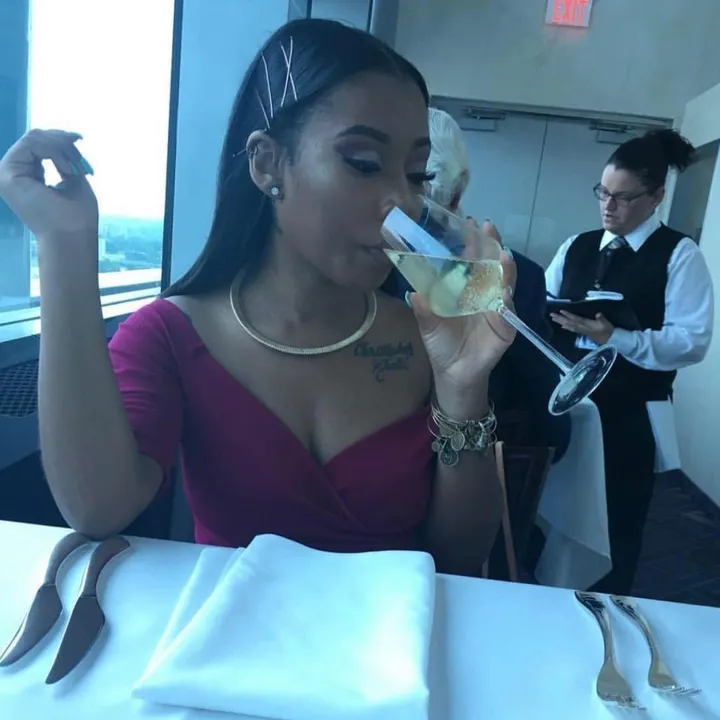 @agina_renee