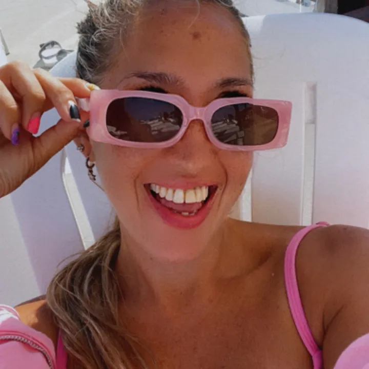 @leonabyme