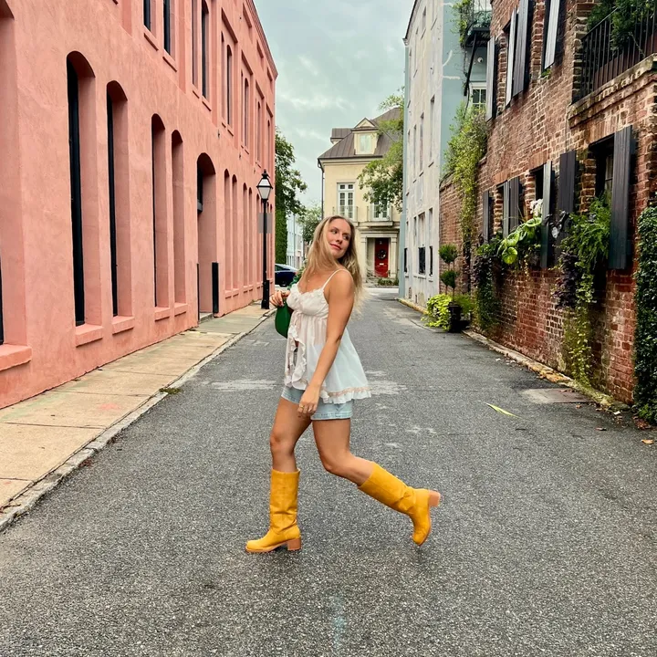abbie_decker