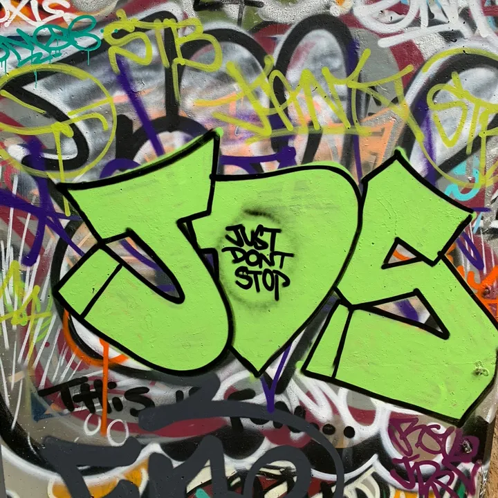 gunzrus6locc