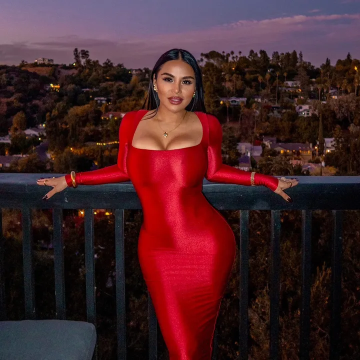@missdollycastro